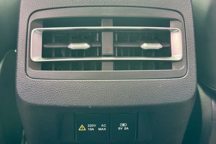 Used BYD Qin Pro New Energy 2018 DM 1.5TI Automatic Smart Connect Enjoyment Model Interior 11