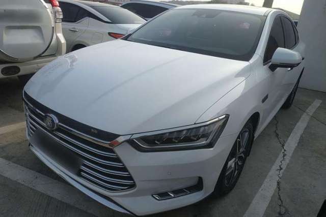 Ojetý BYD Qin Pro New Energy 2018 DM 1.5TI Automatic Smart Connect Enjoyment Model
