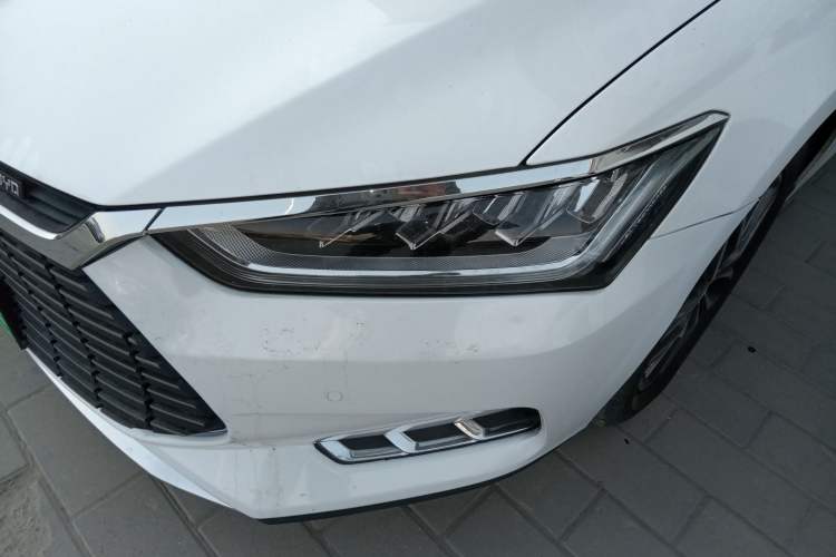 Used BYD Qin Pro New Energy 2018 EV500 Smart Connect Elite Model Left Front Headlight