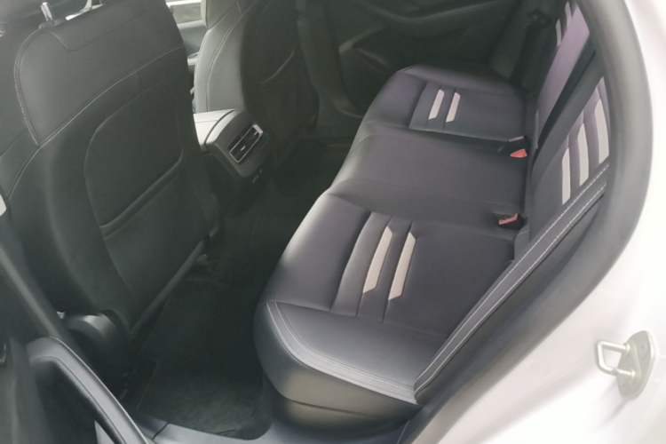 Used BYD Qin Pro New Energy 2018 DM 1.5TI Automatic Smart Connect Enjoyment Model Left Rear Seat