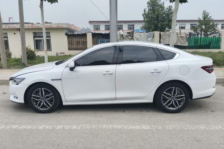 Used BYD Qin Pro New Energy 2018 DM 1.5TI Automatic Smart Connect Enjoyment Model Left Side