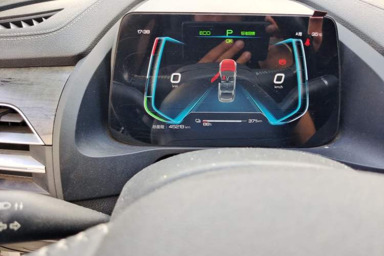 Used BYD Qin Pro New Energy 2018 EV500 Smart Connect Elite Model Odometer Close Up