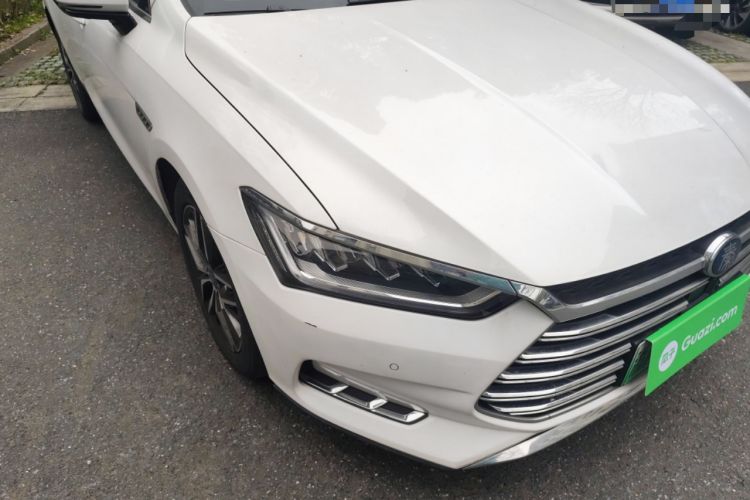 Used BYD Qin Pro New Energy 2018 DM 1.5TI Automatic Smart Connect Elite Model Right Front Headlight