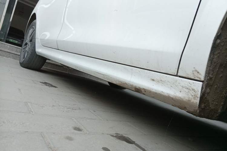 Used BYD Qin Pro New Energy 2018 EV500 Smart Connect Elite Model Right Side Sill