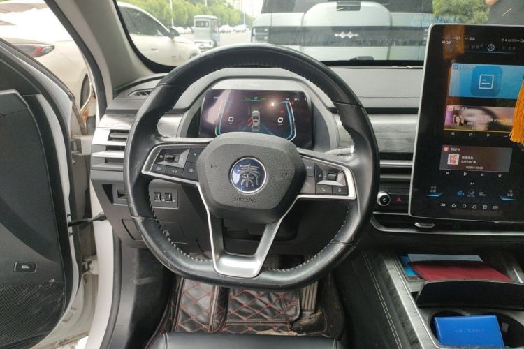 Used BYD Qin Pro New Energy 2018 DM 1.5TI Automatic Smart Connect Elite Model Steering Wheel