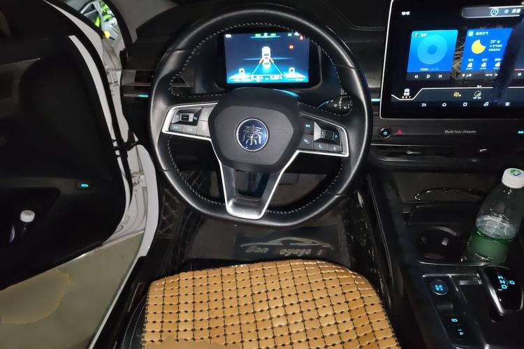 Used BYD Qin Pro New Energy 2018 DM 1.5TI Automatic Smart Connect Enjoyment Model Steering Wheel
