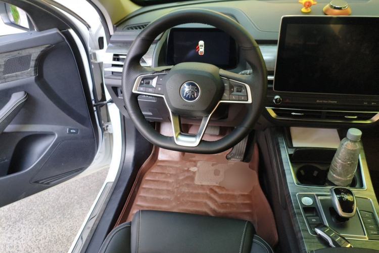Used BYD Qin Pro New Energy 2018 DM 1.5TI Automatic Smart Connect Elite Model Steering Wheel