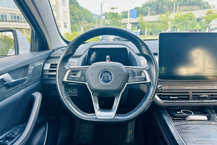 Used BYD Qin Pro New Energy 2018 DM 1.5TI Automatic Smart Connect Elite Model Steering Wheel
