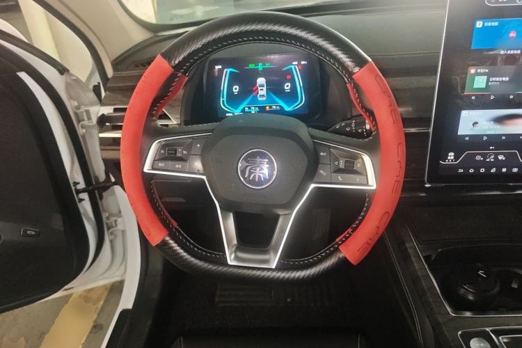 Used BYD Qin Pro New Energy 2018 DM 1.5TI Automatic Smart Connect Enjoyment Model Steering Wheel