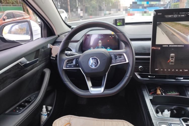 Used BYD Qin Pro New Energy 2018 DM 1.5TI Automatic Smart Connect Enjoyment Model Steering Wheel