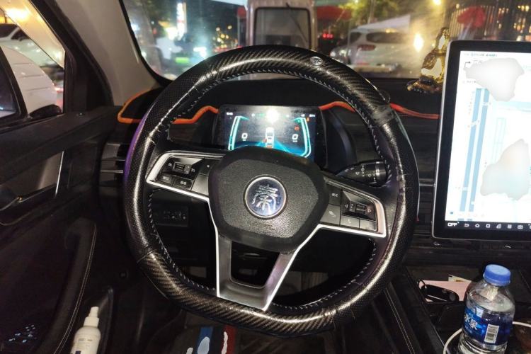 Used BYD Qin Pro New Energy 2018 DM 1.5TI Automatic Smart Connect Dynamic Model Steering Wheel