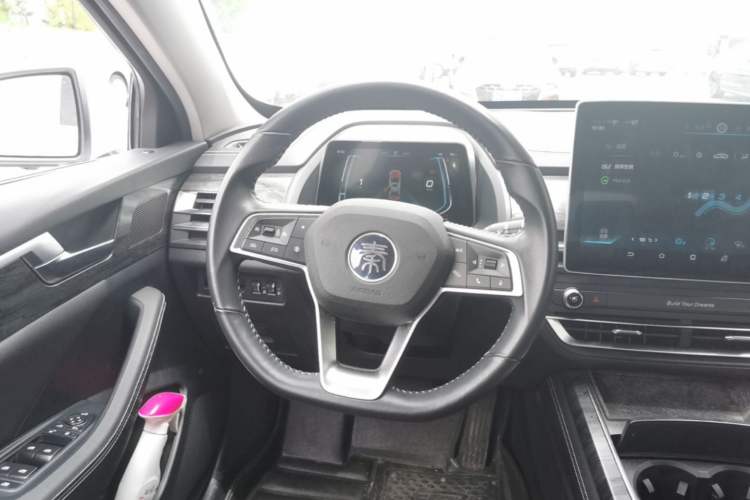 Used BYD Qin Pro New Energy 2018 DM 1.5TI Automatic Smart Connect Elite Model Steering Wheel