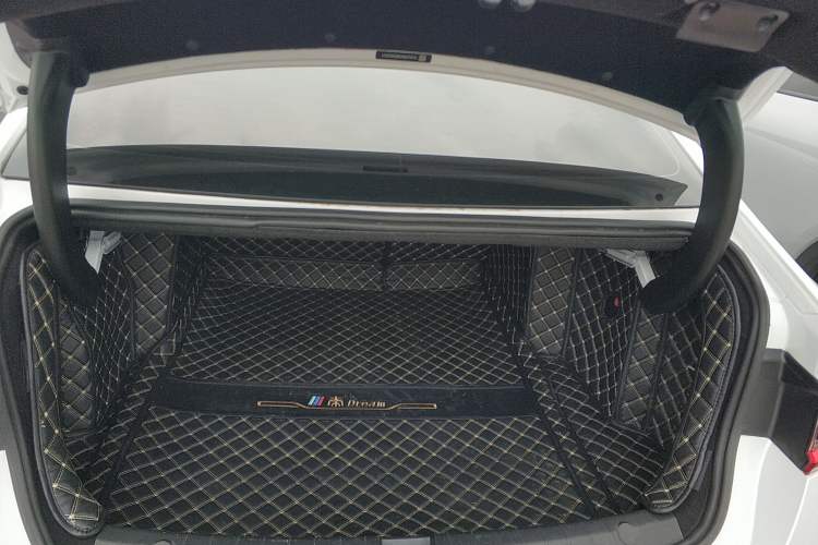Used BYD Qin Pro New Energy 2018 EV500 Smart Connect Elite Model Trunk