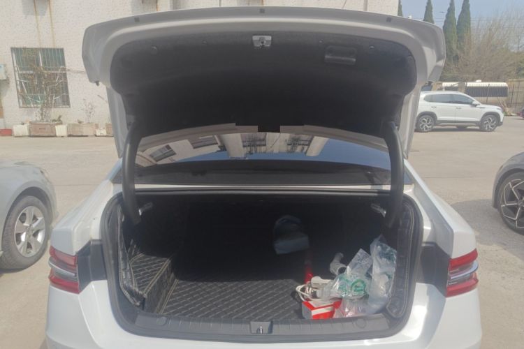 Used BYD Qin Pro New Energy 2018 DM 1.5TI Automatic Smart Connect Elite Model Trunk