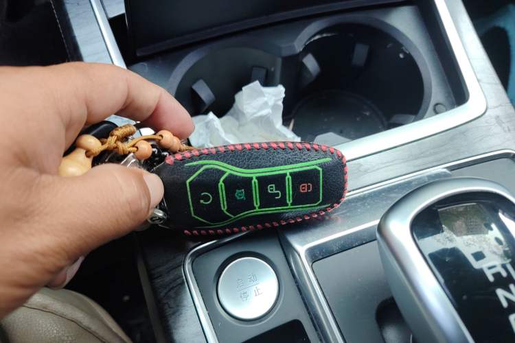 Used BYD Qin Pro New Energy 2018 DM 1.5TI Automatic Smart Connect Enjoyment Model Vehicle Key