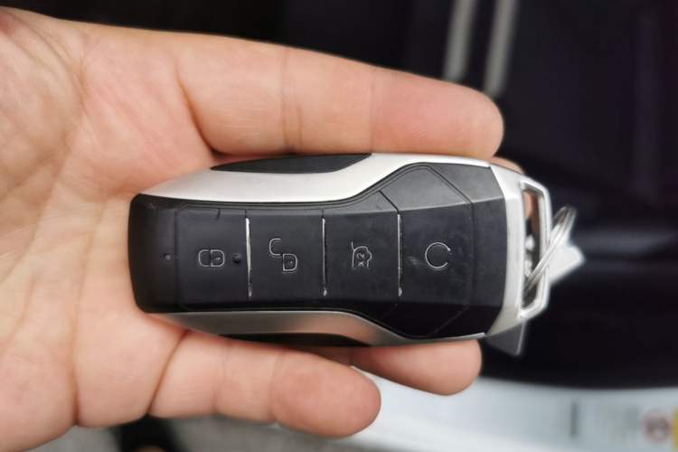 Used BYD Qin Pro New Energy 2018 DM 1.5TI Automatic Smart Connect Elite Model Vehicle Key