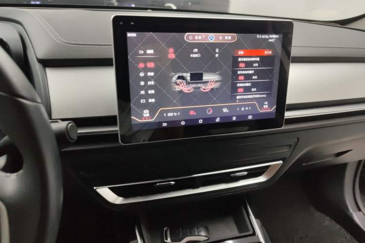 Used BYD Qin Pro New Energy 2019 DM Super Edition 1.5TI Automatic Smart Connect X-Trail Model China VI Standard Audio And AC Panel