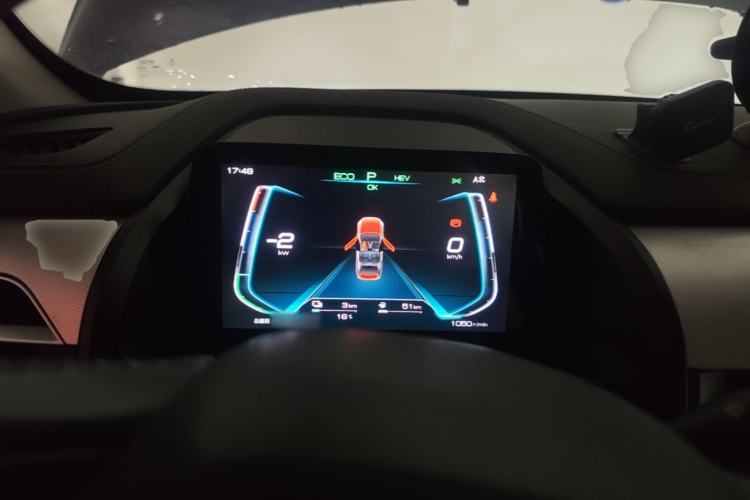 Used BYD Qin Pro New Energy 2019 DM Super Edition 1.5TI Automatic Smart Connect X-Trail Model China V Standard Center Console