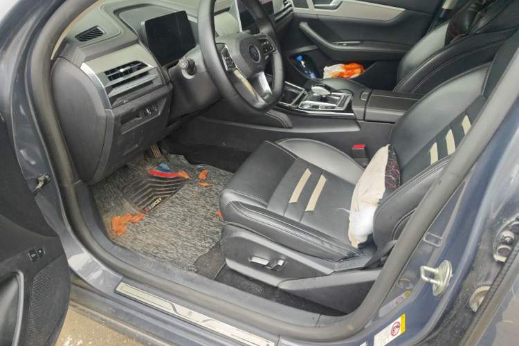 Used BYD Qin Pro New Energy 2019 DM Super Edition 1.5TI Automatic Smart Connect Prestige Model China VI Standard Driver Seat