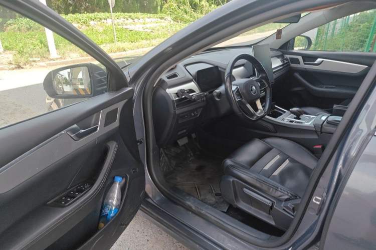 Used BYD Qin Pro New Energy 2019 DM Super Edition 1.5TI Automatic Smart Connect X-Trail Model China VI Standard Driver Seat