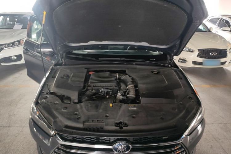 Used BYD Qin Pro New Energy 2019 DM Super Edition 1.5TI Automatic Smart Connect X-Trail Model China VI Standard Engine Bay