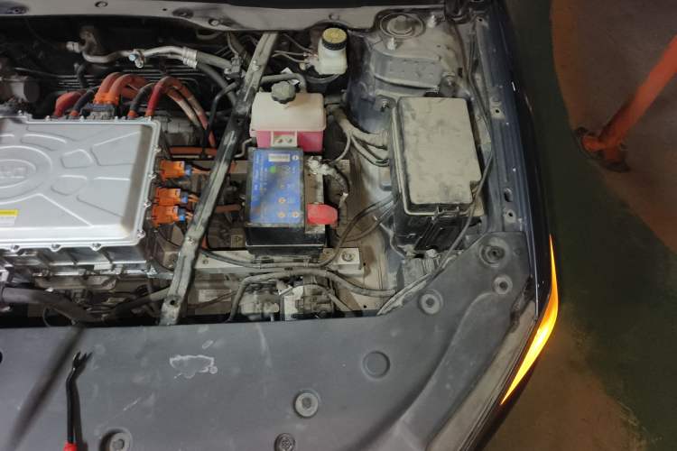Used BYD Qin Pro New Energy 2019 EV Super Edition High-Power Long-Range Smart-Connected Leading Model Engine Bay Left