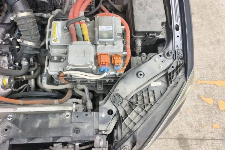 Used BYD Qin Pro New Energy 2019 DM Super Edition 1.5TI Automatic Smart Connect Prestige Model China VI Standard Engine Bay Left