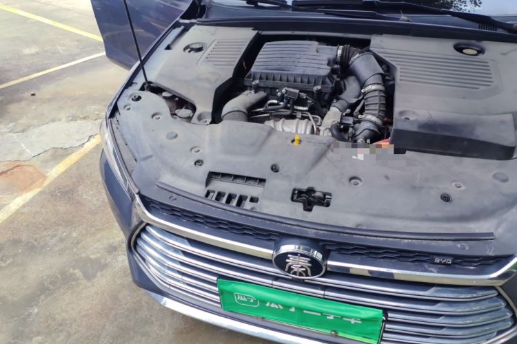 Used BYD Qin Pro New Energy 2019 DM Super Edition 1.5TI Automatic Smart Connect X-Trail Model China VI Standard Engine Bay Right
