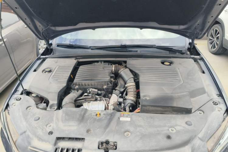Used BYD Qin Pro New Energy 2019 DM Super Edition 1.5TI Automatic Smart Connect X-Trail Model China V Standard Engine Bay