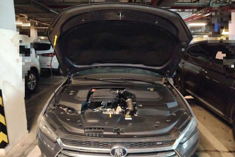 Used BYD Qin Pro New Energy 2019 DM Super Edition 1.5TI Automatic Smart Connect X-Trail Model China VI Standard Engine Bay
