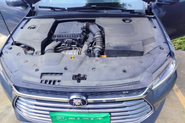 Used BYD Qin Pro New Energy 2019 DM Super Edition 1.5TI Automatic Smart Connect X-Trail Model China VI Standard Engine Bay