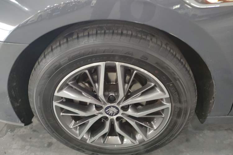 Used BYD Qin Pro New Energy 2019 EV Super Edition High-Power Smart Connect Luxurious Model Exterior 4