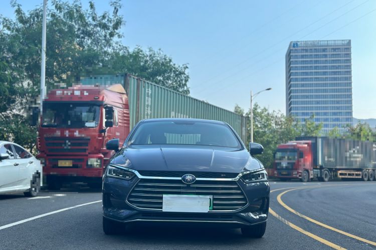 Used BYD Qin Pro New Energy 2019 DM Super Edition 1.5TI Automatic Smart Connect X-Trail Model China VI Standard Front