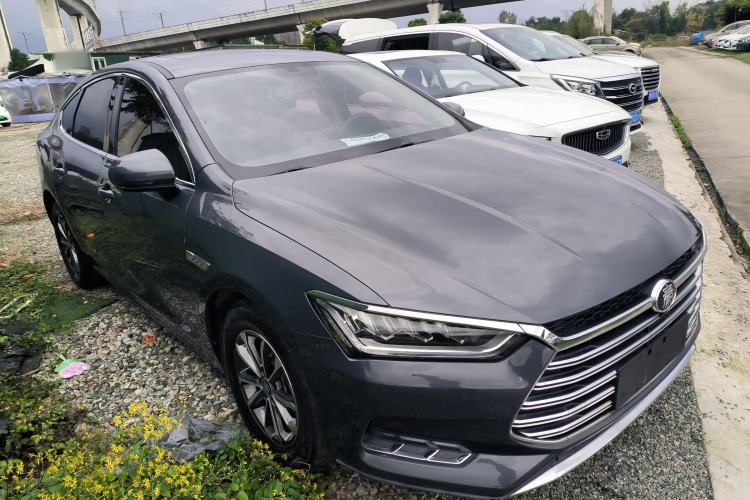 Used BYD Qin Pro New Energy 2019 DM 1.5TI Automatic Navigation Edition Front Right 45 Deg