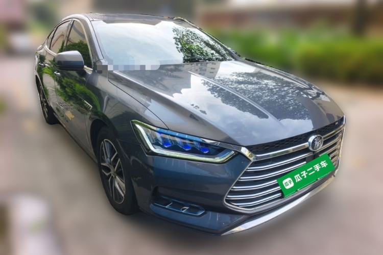 Used BYD Qin Pro New Energy 2019 DM Super Edition 1.5TI Automatic Smart Connect Prestige Model China VI Standard Front Right 45 Deg