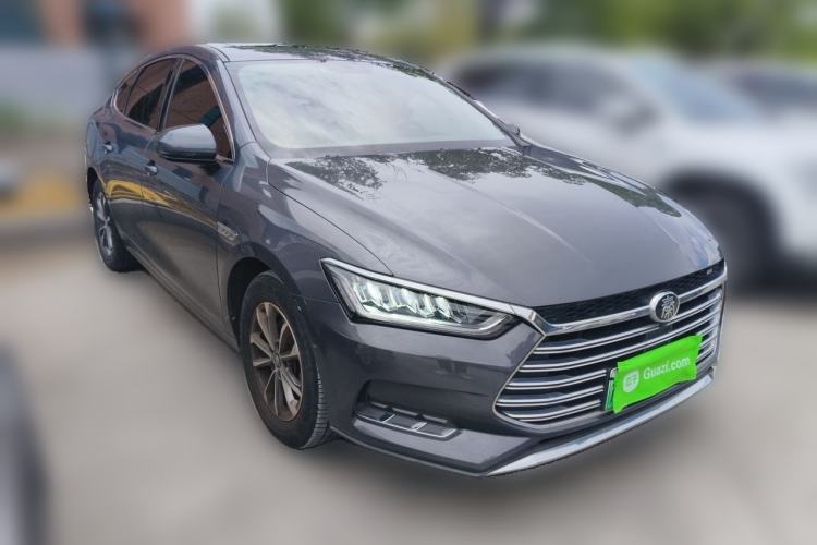 Used BYD Qin Pro New Energy 2019 DM Super Edition 1.5TI Automatic Smart Connect X-Trail Model China V Standard Front Right 45 Deg