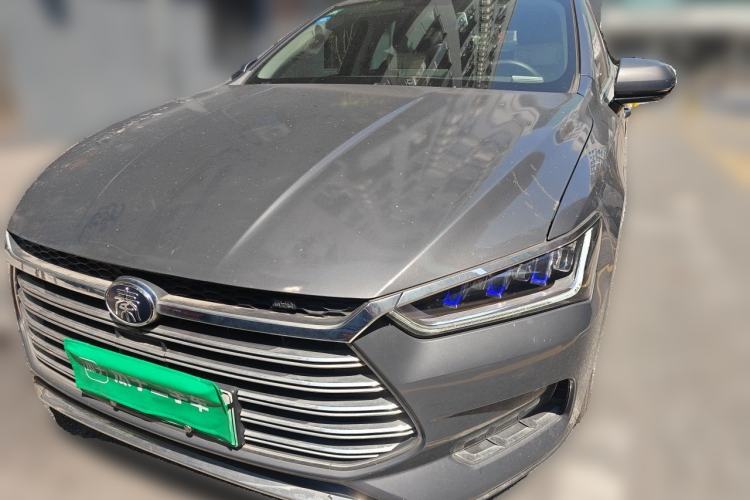 Used BYD Qin Pro New Energy 2019 DM Super Edition 1.5TI Automatic Smart Connect X-Trail Model China VI Standard Front