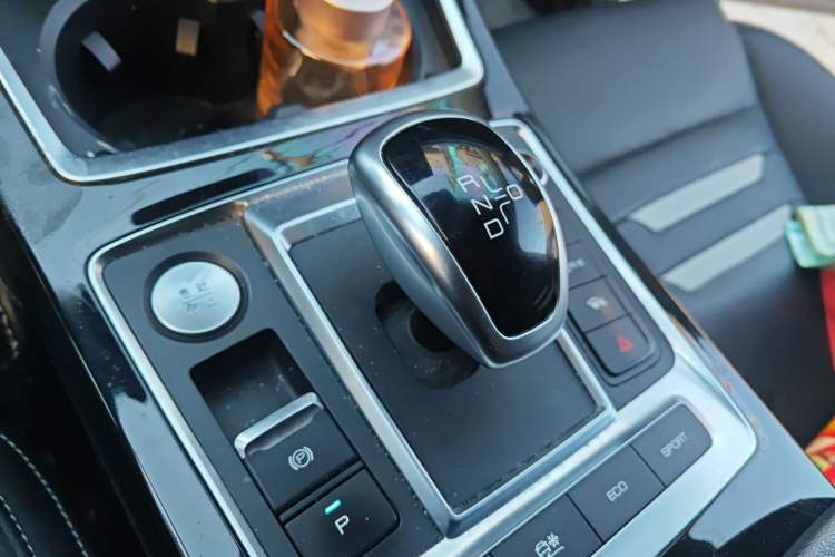 Used BYD Qin Pro New Energy 2019 EV Super Edition High-Power Long-Range Smart-Connected Cutting-Edge Model Gear Lever