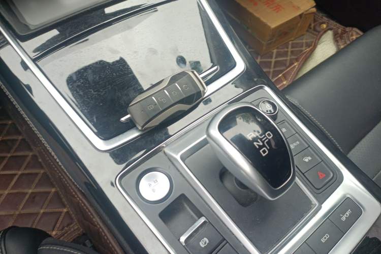 Used BYD Qin Pro New Energy 2019 EV Super Edition High-Power Smart Connect & Premium Model Gear Lever