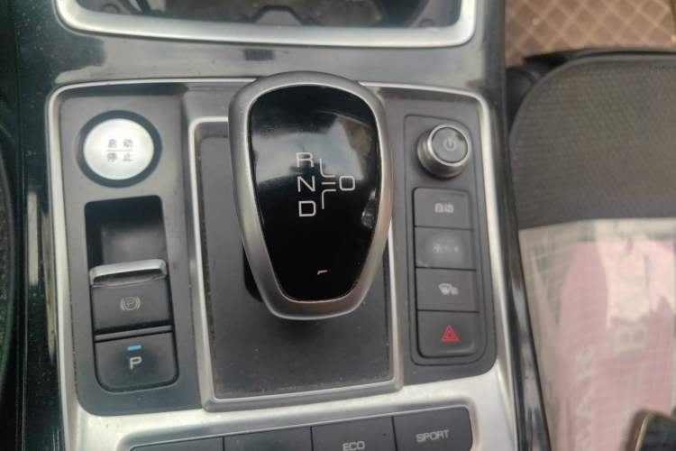 Used BYD Qin Pro New Energy 2019 DM Super Edition 1.5TI Automatic Smart Connect X-Trail Model China VI Standard Gear Lever