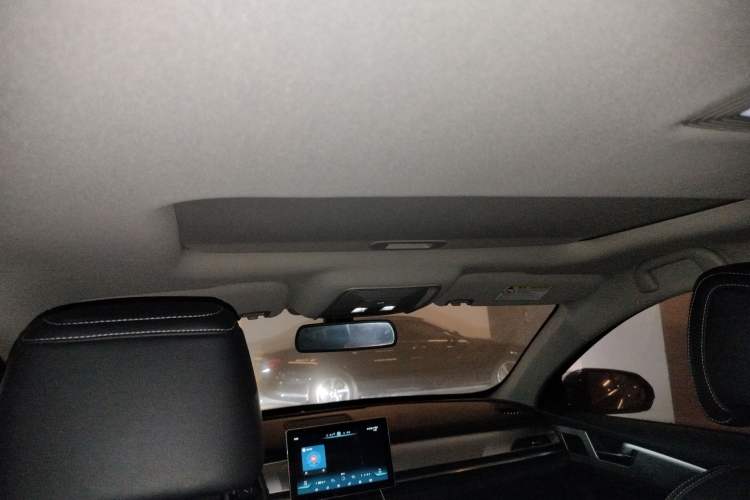 Used BYD Qin Pro New Energy 2019 DM Super Edition 1.5TI Automatic Smart Connect X-Trail Model China VI Standard Headliner
