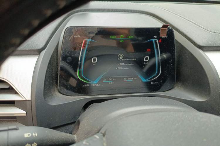 Used BYD Qin Pro New Energy 2019 DM Super Edition 1.5TI Automatic Smart Connect X-Trail Model China VI Standard Instrument Cluster
