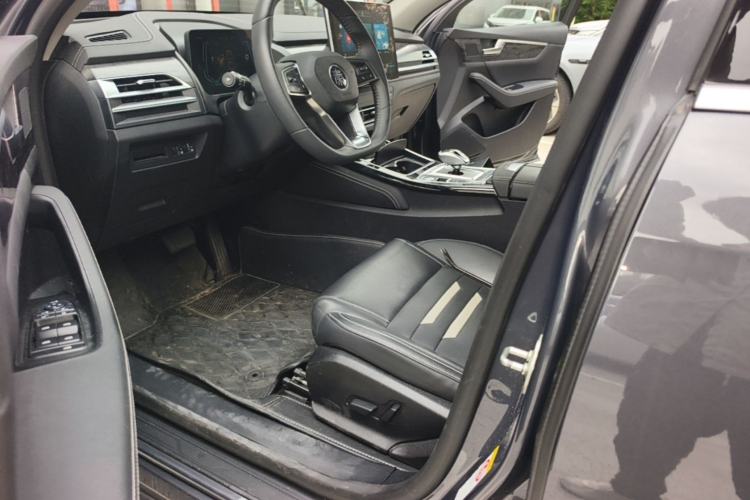 Used BYD Qin Pro New Energy 2019 EV Super Edition High-Power Smart Connect & Premium Model Interior 3