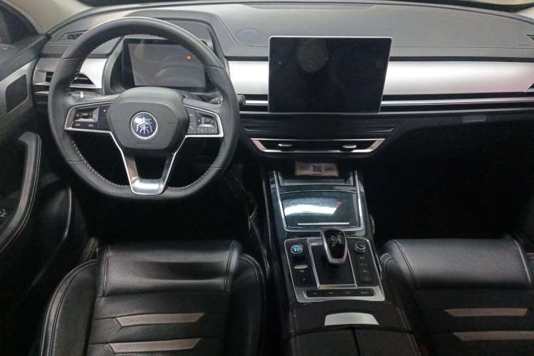 Used BYD Qin Pro New Energy 2019 DM Super Edition 1.5TI Automatic Smart Connect X-Trail Model China VI Standard Interior 3