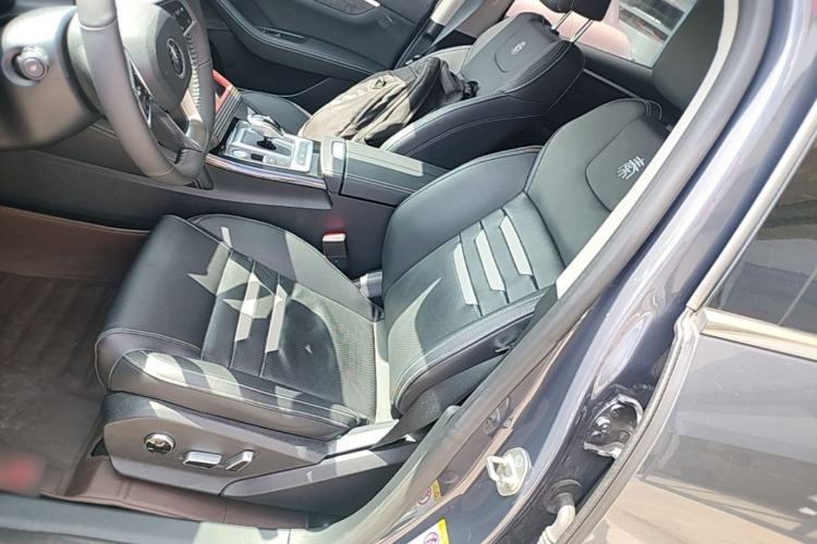 Used BYD Qin Pro New Energy 2019 EV Super Edition High-Power Long-Range Smart-Connected Cutting-Edge Model Left Front Seat