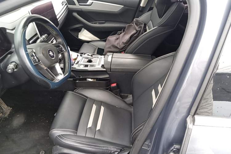 Used BYD Qin Pro New Energy 2019 DM Super Edition 1.5TI Automatic Smart Connect Prestige Model China VI Standard Left Front Seat