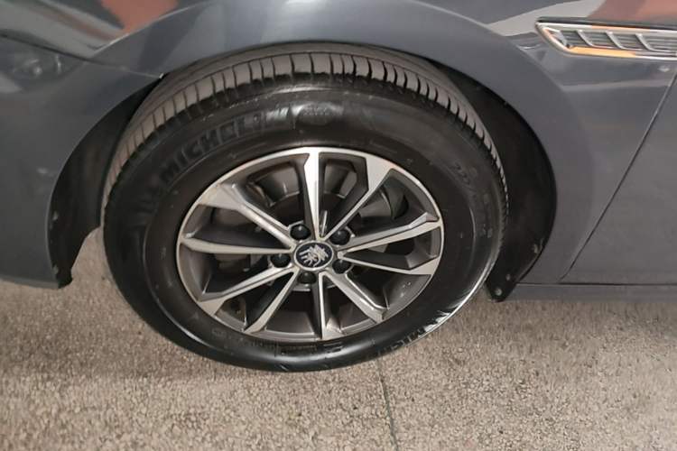 Used BYD Qin Pro New Energy 2019 DM Super Edition 1.5TI Automatic Smart Connect X-Trail Model China VI Standard Left Front Wheel Hub