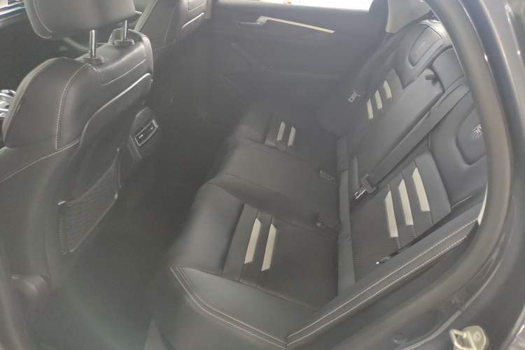 Used BYD Qin Pro New Energy 2019 EV Super Edition High-Power Smart Connect Luxurious Model Left Rear Seat