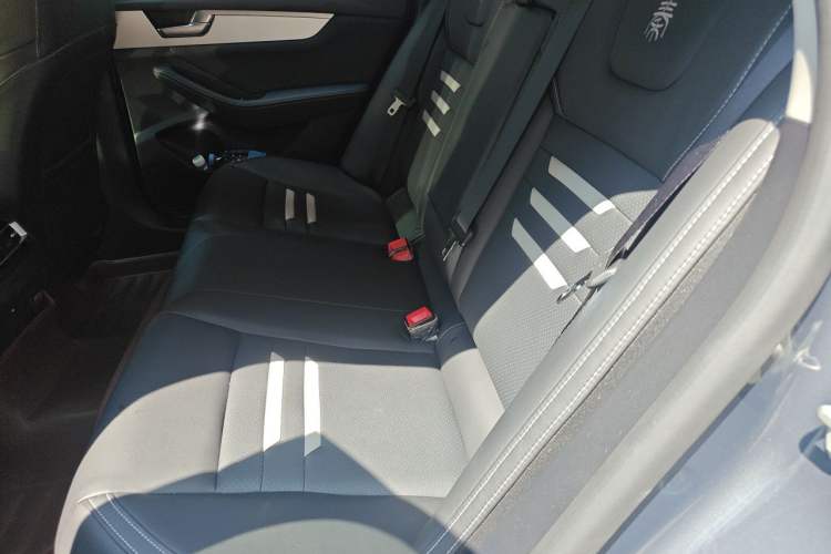 Used BYD Qin Pro New Energy 2019 DM Super Edition 1.5TI Automatic Smart Connect X-Trail Model China VI Standard Left Rear Seat