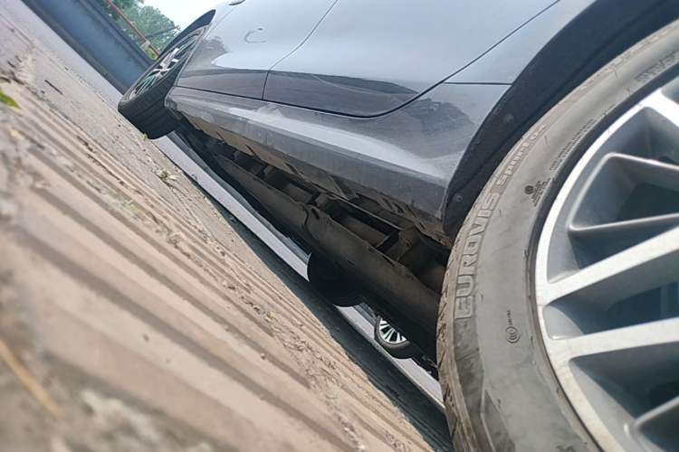Used BYD Qin Pro New Energy 2019 EV Super Edition High-Power Long-Range Smart-Connected Cutting-Edge Model Left Side Sill